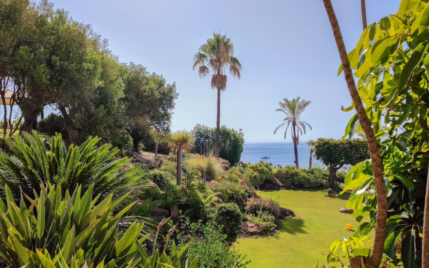 Living on the Costa del Sol: Pros and Cons of the Most Popular Destinations